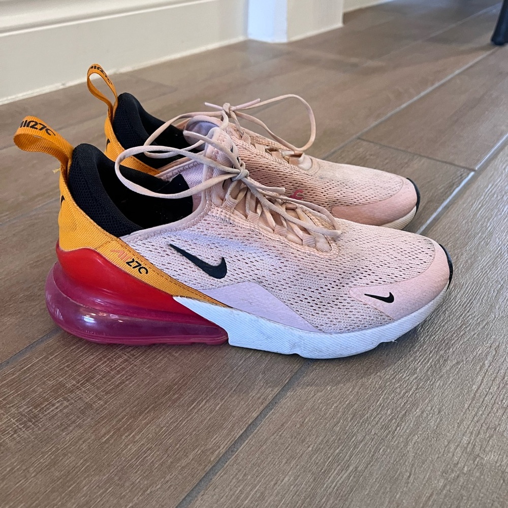 Bike women’s air max size 8.5